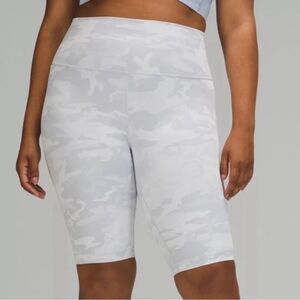 NWT Lululemon Wunder Under HR Short 10” *Jac Biker Jacquard Gray Camo Size 6
